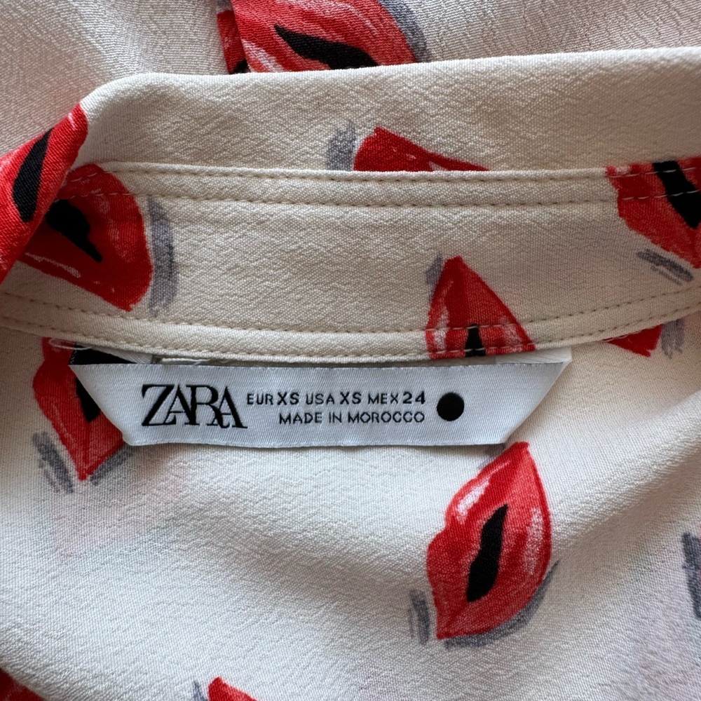 Zara Cream Blouse with Red Lip Pattern and Skirt Set - Picture 6 of 7